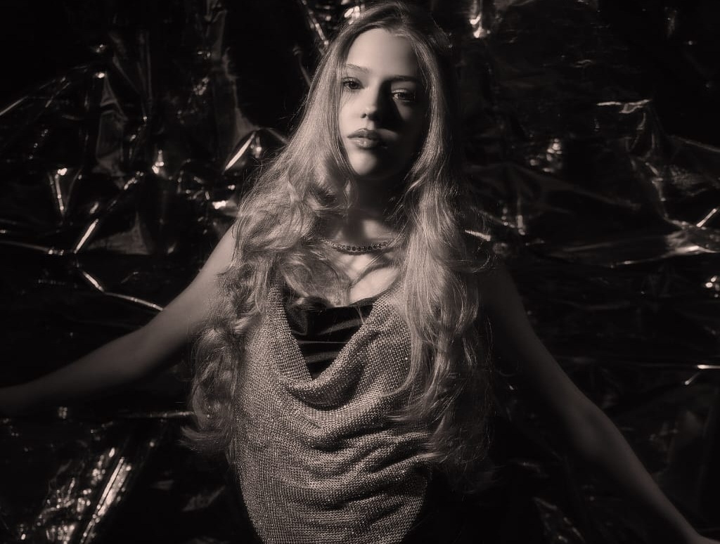 Giselle Niemand Takes Over Asia’s Airwaves with A-List Hit “SMH”